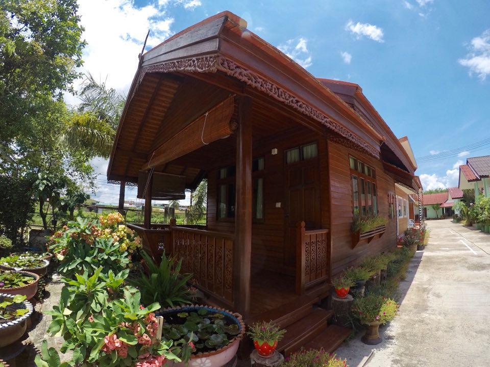 Hugphaeng Garden Resort Bung Khong Long Exterior photo